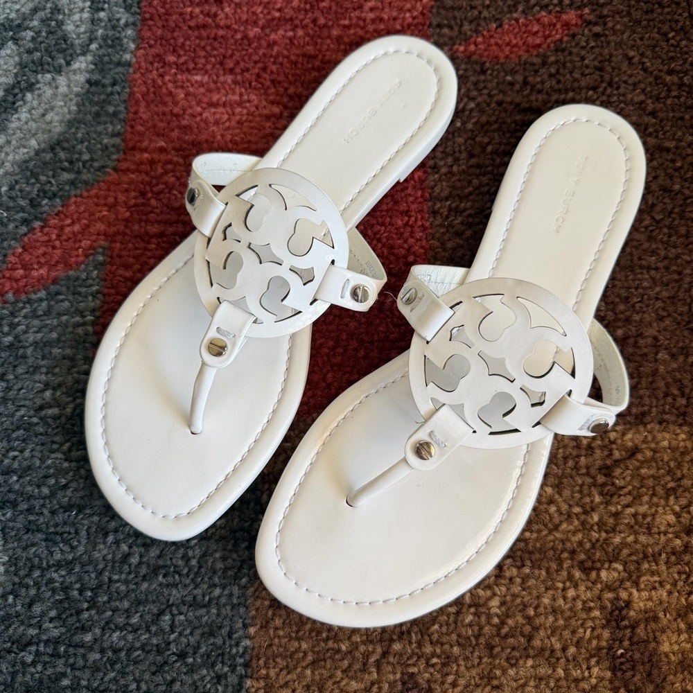 Tory Burch Optic White Parent Leather Miller Sandal Size 9